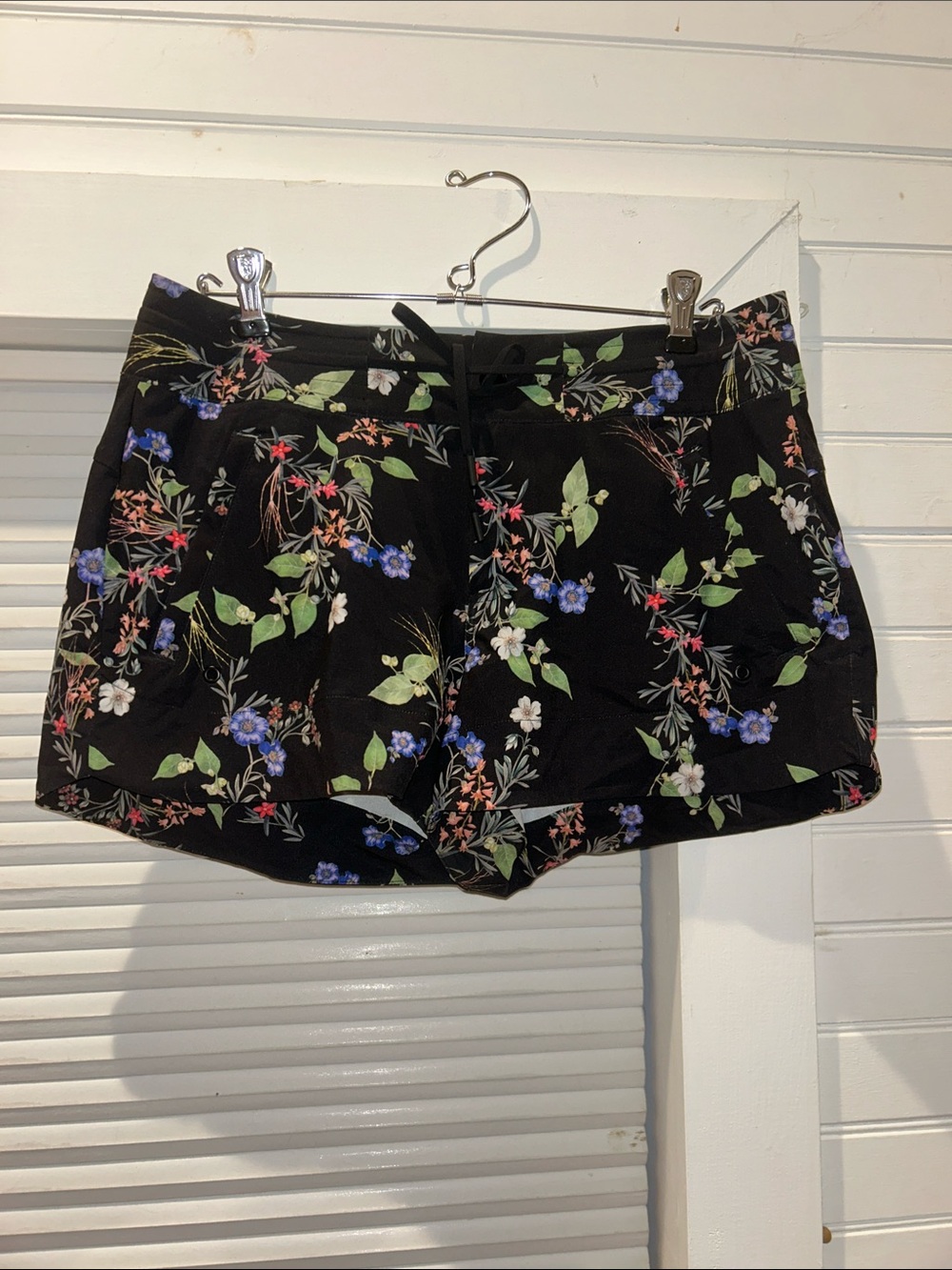 ATHLETA Black Floral Athletic Shorts